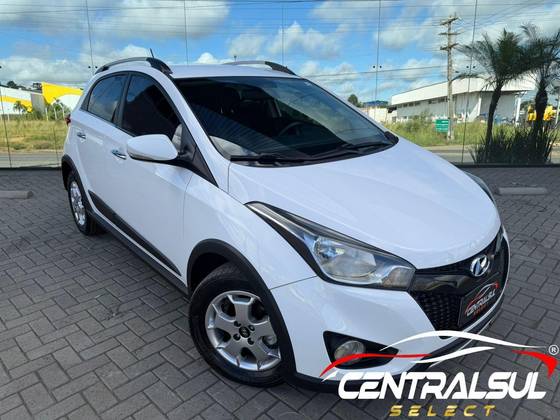 HYUNDAI HB20X 1.6 16V PREMIUM FLEX 4P AUTOMÁTICO